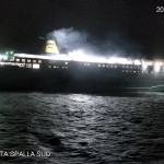 Bocca di porto di Malamocco - passaggio traghetto sabato 5 dicembre durante chiusura Mose di 48 ore